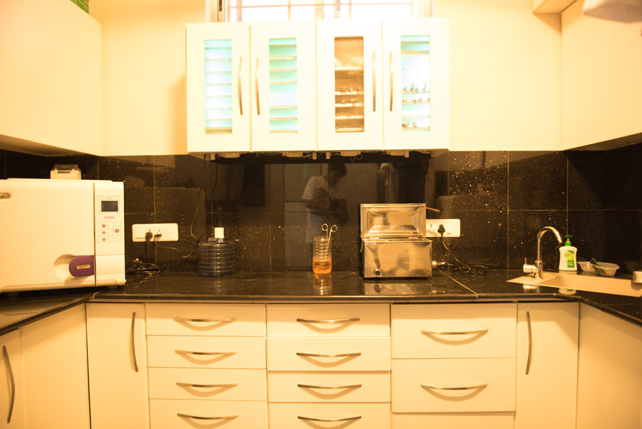 Advanced sterilizing unit